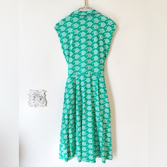 Boden Tie Waist Jersey Shirt Dress Green Floral Sun Geometric Print 6 Pockets - Picture 7 of 9